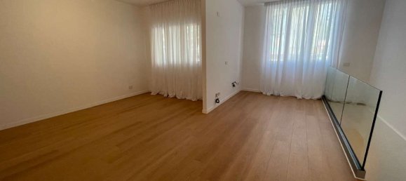 3-Zimmer Wohnung in Milan, Italy, Nr. 246407 9
