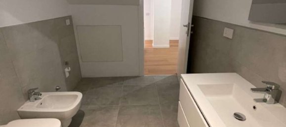 3-Zimmer Wohnung in Milan, Italy, Nr. 246407 21