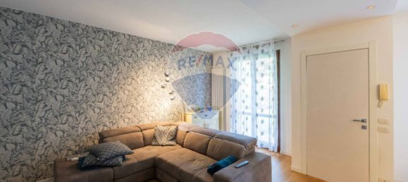 2 Schlafzimmer Wohnung in Seriate, Italy, Nr. 301934 5