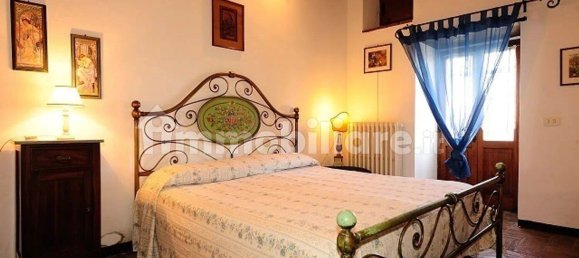 Дом с 8 спальнями в Кортона, Италия № 55652 9