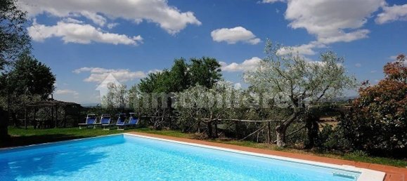 Дом с 8 спальнями в Кортона, Италия № 55652 24