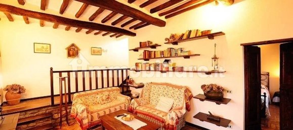 Дом с 8 спальнями в Кортона, Италия № 55652 12