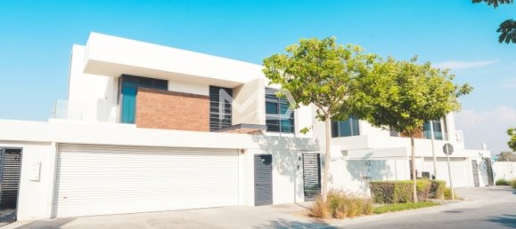 4 bedrooms Villa in Yas Island, UAE No. 47649 47