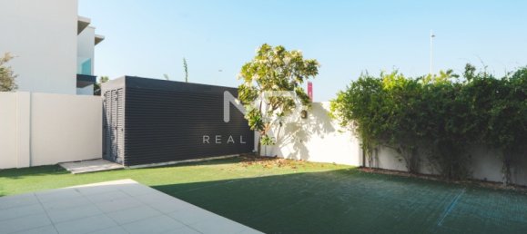 4 bedrooms Villa in Yas Island, UAE No. 47649 44