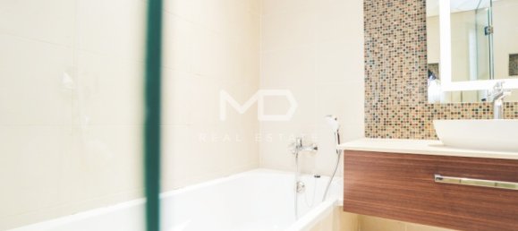 4 bedrooms Villa in Yas Island, UAE No. 47649 18