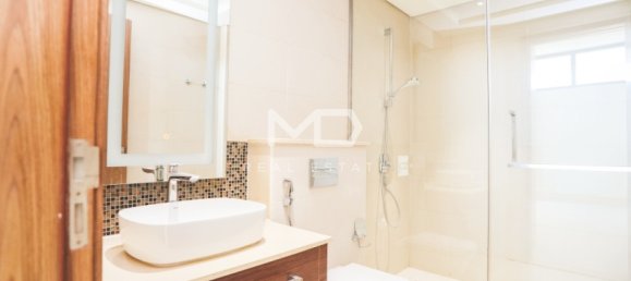 4 bedrooms Villa in Yas Island, UAE No. 47649 24