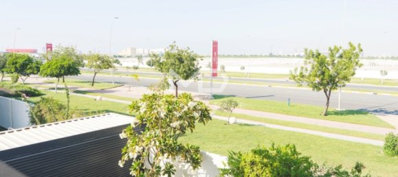 4 bedrooms Villa in Yas Island, UAE No. 47649 35