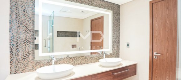 4 bedrooms Villa in Yas Island, UAE No. 47649 20