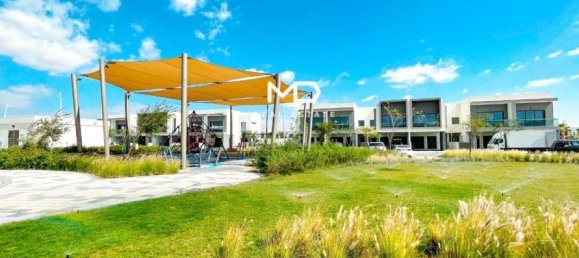 4 bedrooms Villa in Yas Island, UAE No. 47649 54