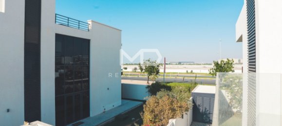 4 bedrooms Villa in Yas Island, UAE No. 47649 38