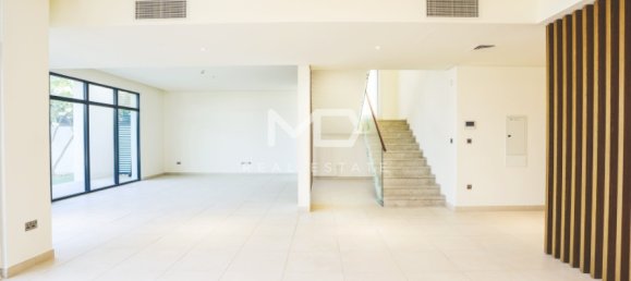 4 bedrooms Villa in Yas Island, UAE No. 47649 9