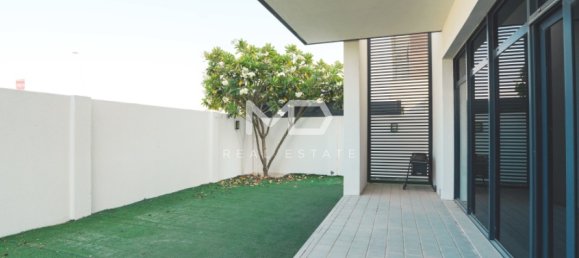 4 bedrooms Villa in Yas Island, UAE No. 47649 43