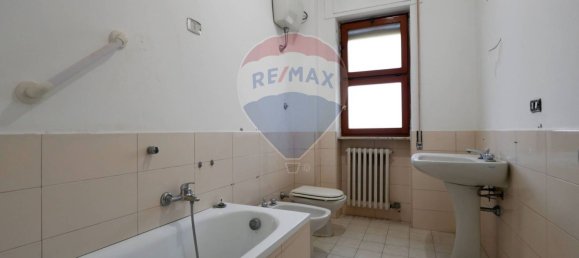 3 Schlafzimmer Wohnung in Bari, Italy, Nr. 43356 17