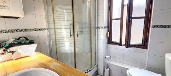 2 bedrooms Apartment in Reims, France No. 221524 18