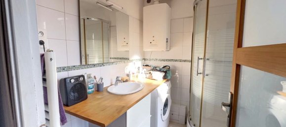 2 bedrooms Apartment in Reims, France No. 221524 5