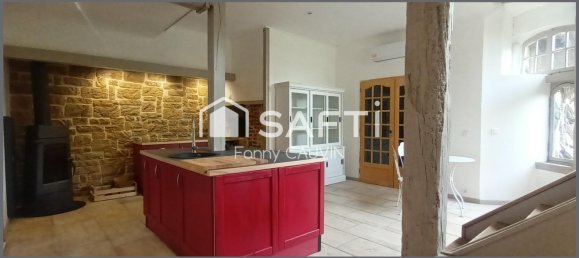 3 bedrooms Castles in La Rue-Saint-Pierre, France No. 340438 2