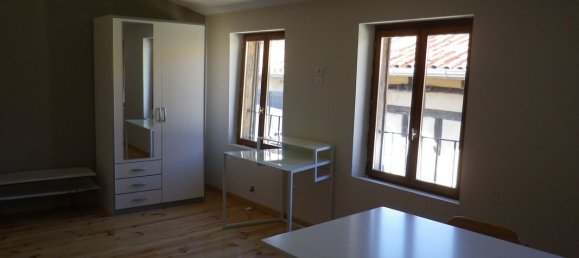 3 Schlafzimmer Haus in Castres, France, Nr. 335062 2