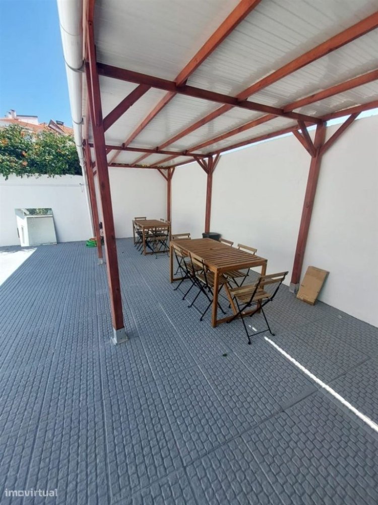 9 bedrooms House in Lisbon, Portugal No. 135025