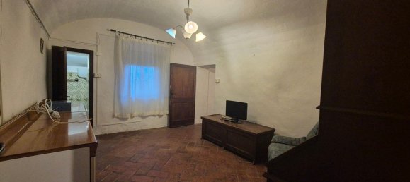 5 rooms Apartment in Castelnuovo Berardenga, Italy No. 107632 4