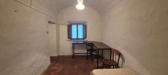 5 rooms Apartment in Castelnuovo Berardenga, Italy No. 107632 6
