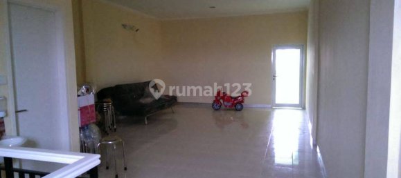 270m² Shop in Tangerang City, Indonesia No. 1429 14