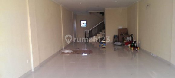 270m² Shop in Tangerang City, Indonesia No. 1429 15