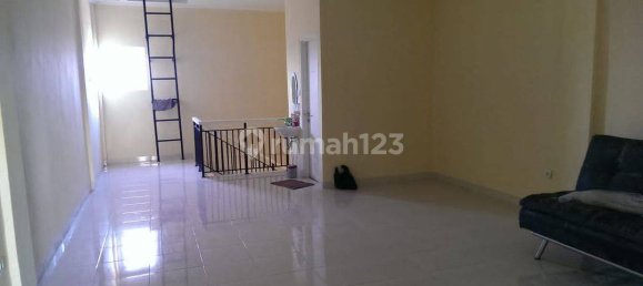 270m² Shop in Tangerang City, Indonesia No. 1429 38