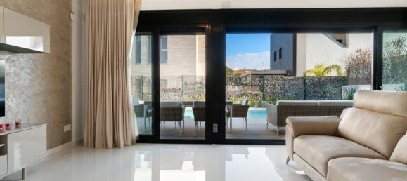 3 Schlafzimmer Villa in Alicante, Spain, Nr. 184721 6