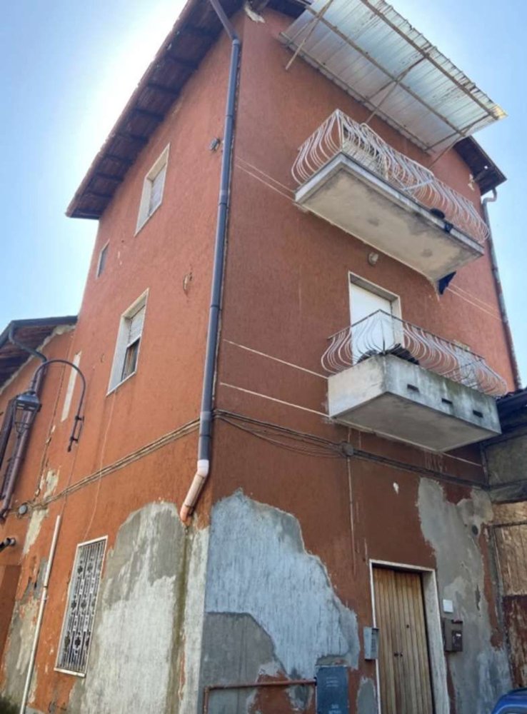3 rooms Apartment in Cassano d'Adda, Italy No. 6375