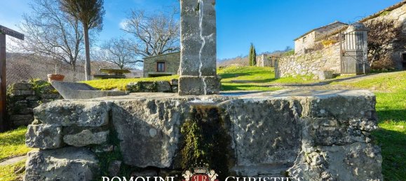 70 rooms Castles in Talla, Italy No. 281380 20