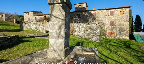 70 rooms Castles in Talla, Italy No. 281380 21