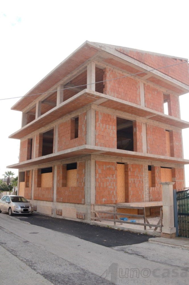 8 bedrooms House in Santa Croce Camerina, Italy No. 360804