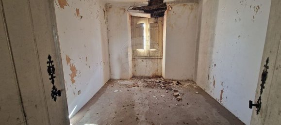 3 bedrooms House in Nisa, Portugal No. 18499 19