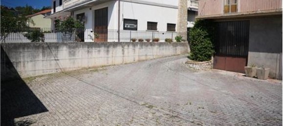 Casa de 6 dormitorios en Frosolone, Italy No. 308542 2