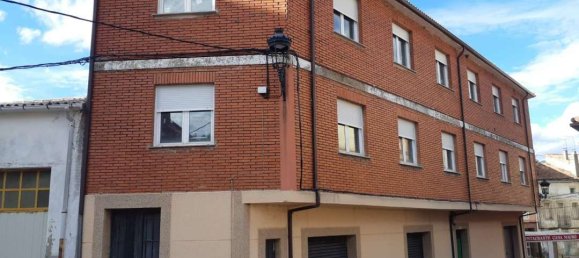 Edificio en Guardo, Spain 615 m² No. 62600 5