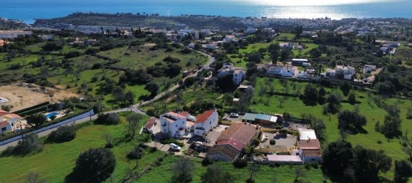 3 bedrooms Villa in Albufeira, Portugal No. 117820 3