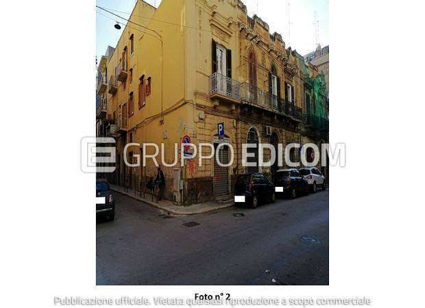 2 rooms Apartment in Bari, Italy No. 266056