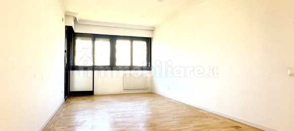 3 bedrooms Apartment in Rome, Italy No. 321381 3