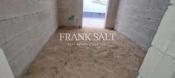 3 bedrooms Maisonette in Mgarr, Malta No. 2300 5