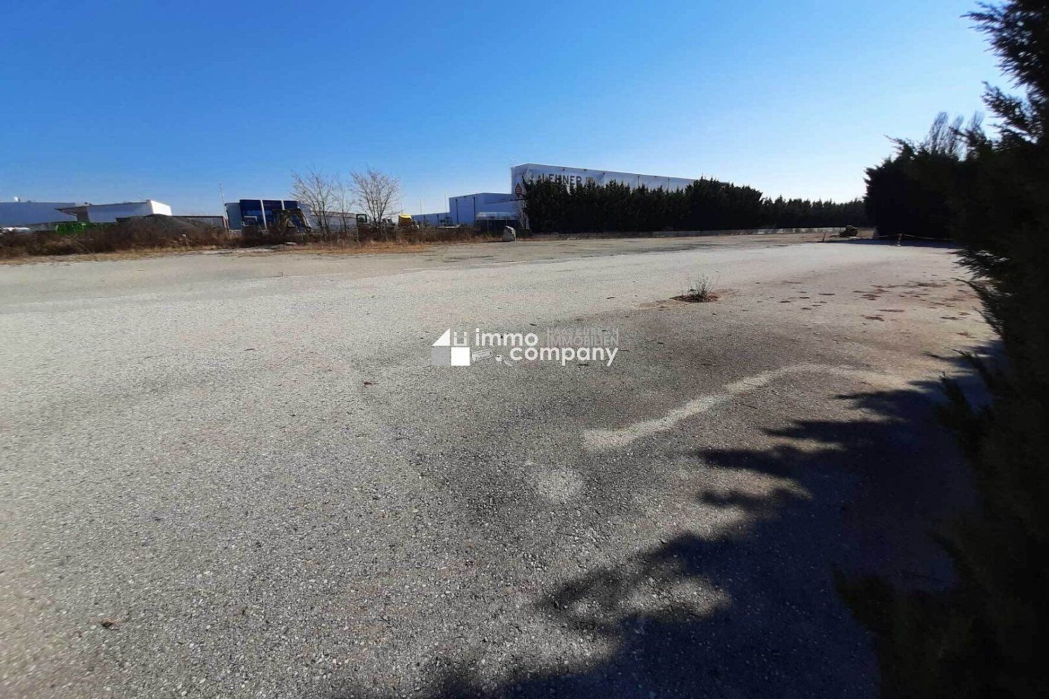 8270m² Land in Grosshoflein, Austria No. 24622