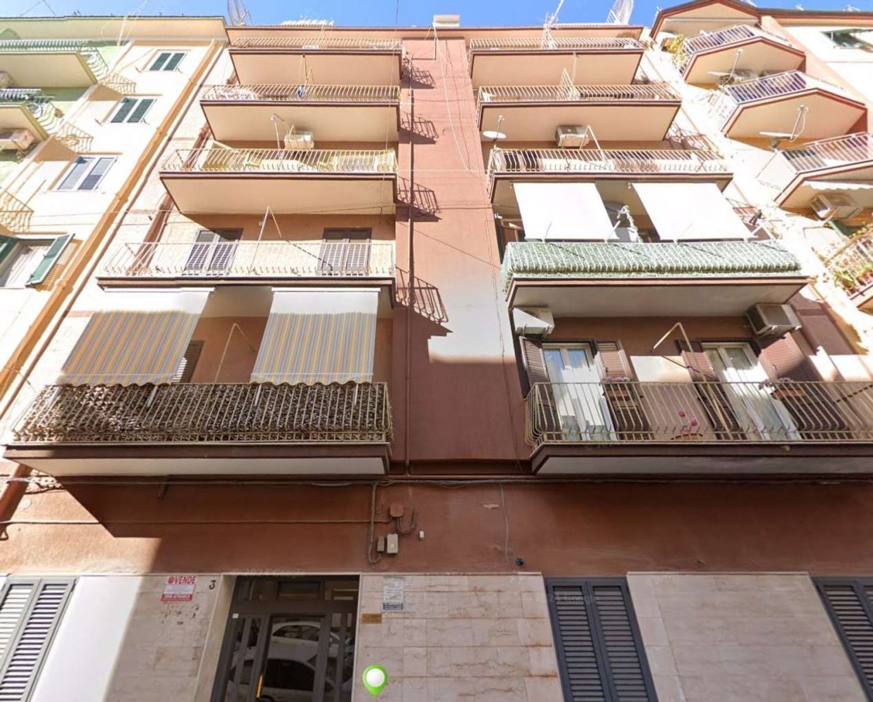 Пентхаус с 5 комнатами в Таранто, Италия № 283947