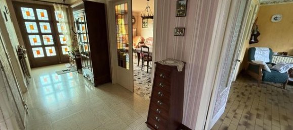 4 bedrooms House in Villers-Bretonneux, France No. 301874 6