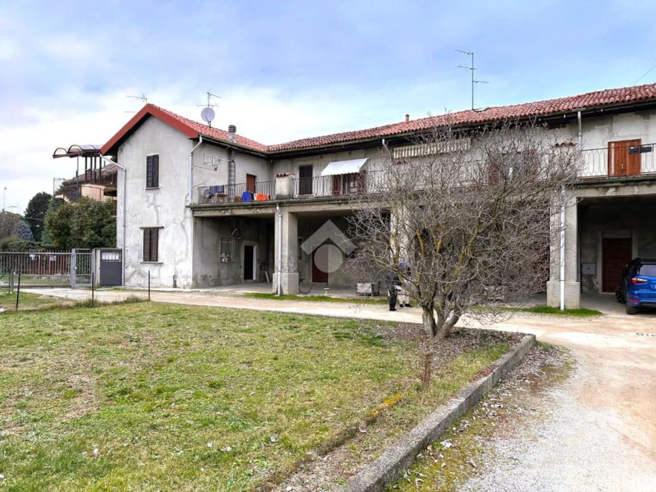 3-salle Maison à Usmate Velate, Italy No. 130856