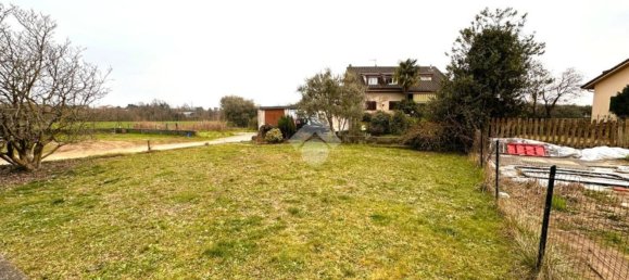 3-salle Maison à Usmate Velate, Italy No. 130856 18