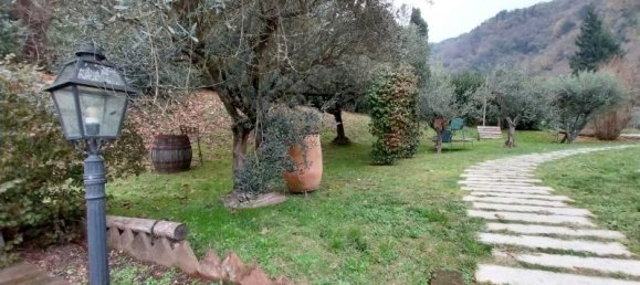 Casa de 14 habitaciónes en Camaiore, Italy No. 235164 4