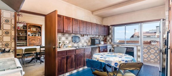 4 bedrooms House in Amadora, Portugal No. 54857 10