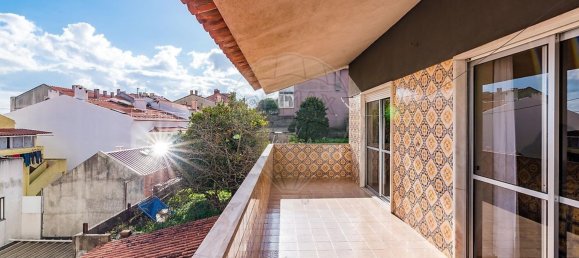 4 bedrooms House in Amadora, Portugal No. 54857 26