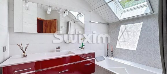 5 Schlafzimmer Villa in Echenevex, France, Nr. 351714 16