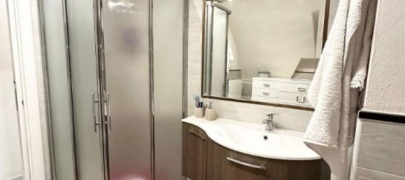 3-salle Appartement à Villa Carcina, Italy No. 38314 5