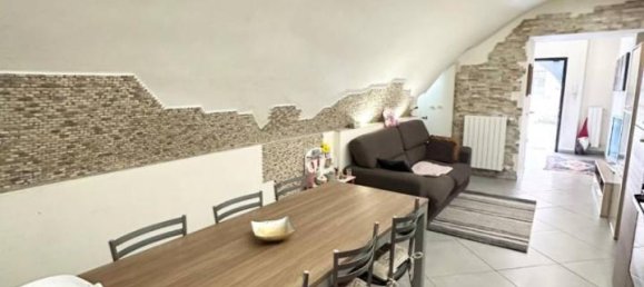 3-salle Appartement à Villa Carcina, Italy No. 38314 10